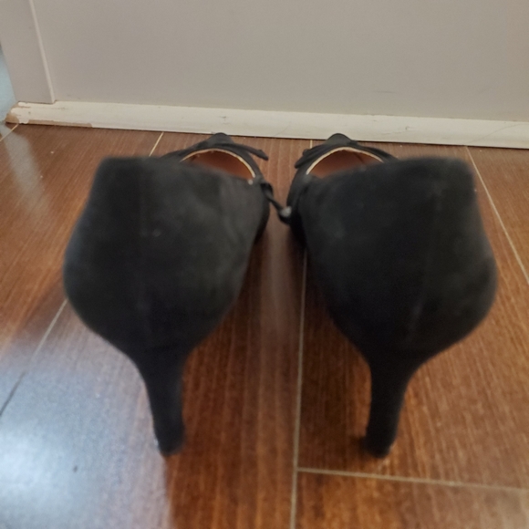 🖤 Zara velvet mid heel pumps - Picture 4 of 5